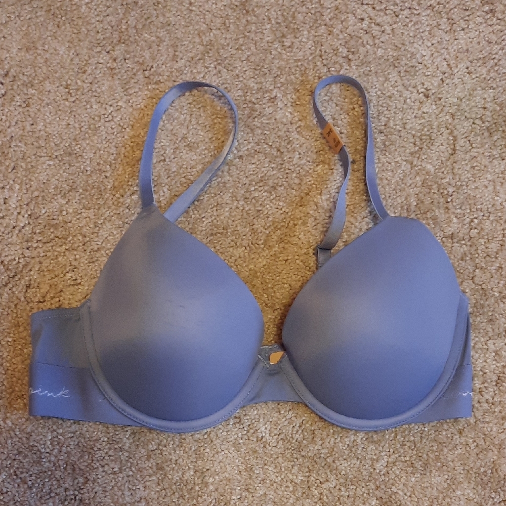 NWT Victoria's Secret Push Up Bra 34C